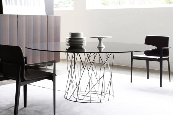 中国 Isamuのサイクロンの居間の多色のためにメタル・ベース現代食堂テーブル サプライヤー