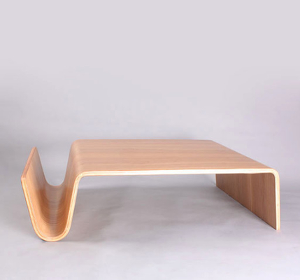 中国 ショールームのために曲がる自然なOffi Scandoの現代木製のコーヒー テーブルの合板の上 サプライヤー