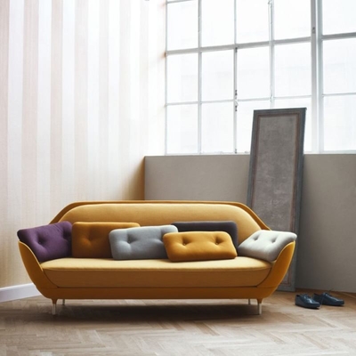 中国 生地カバー ハイメHayon Favnのソファー、金属のフィートのレプリカの居間の現代ソファー サプライヤー