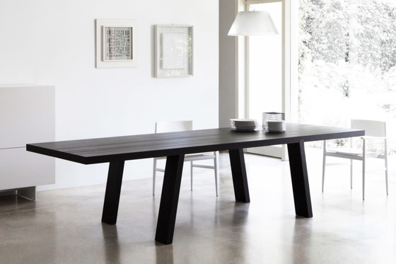 中国 固体木のMinimoの現代食堂テーブルの長方形の黒色 サプライヤー