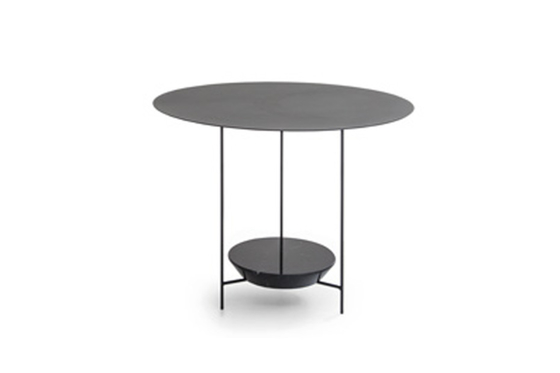 中国 様式のパンナ・コッタの簡単なテーブルは、低音の設計金属の側面ステンレス鋼の足を台に置きます サプライヤー